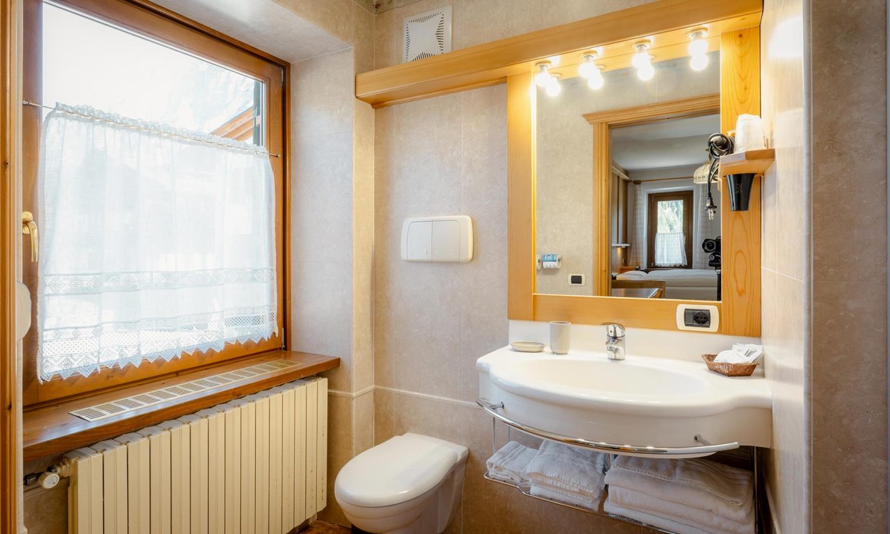 locanda-montana-camere-camera-matrimoniale-005